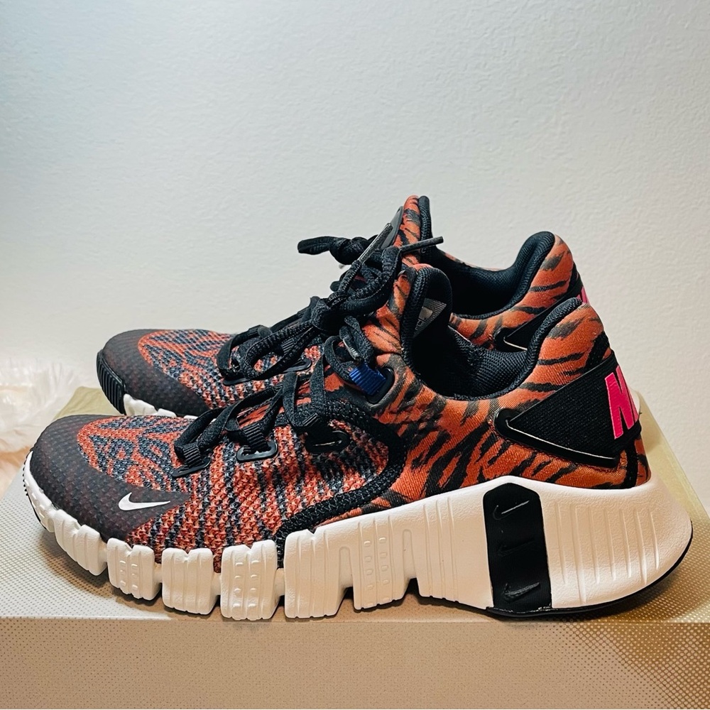 Nike Free Metcon 4 size 6 training shoe - Picture 10 of 10